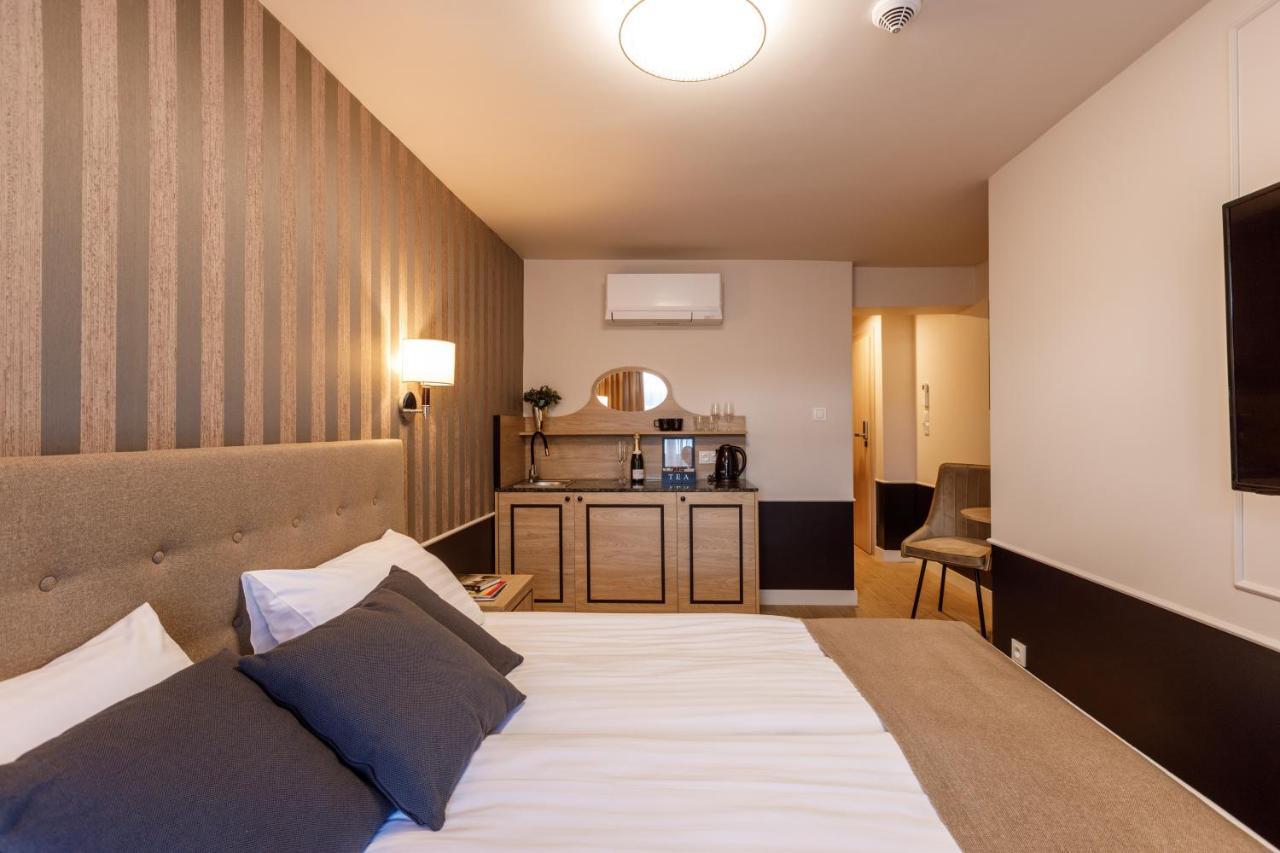 Ar Apartamenty พอซนาน ภายนอก รูปภาพ