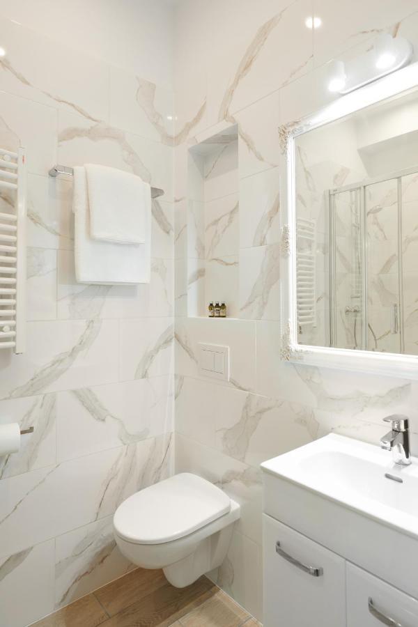 Ar Apartamenty พอซนาน ภายนอก รูปภาพ